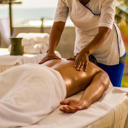 Hotel Soleil Pacifico Chulamar エクステリア 写真
