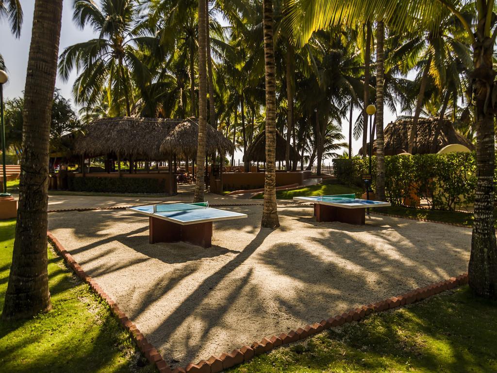 Hotel Soleil Pacifico Chulamar エクステリア 写真