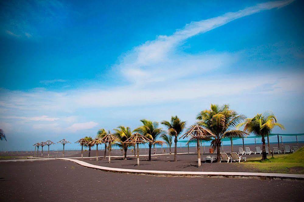 Hotel Soleil Pacifico Chulamar エクステリア 写真