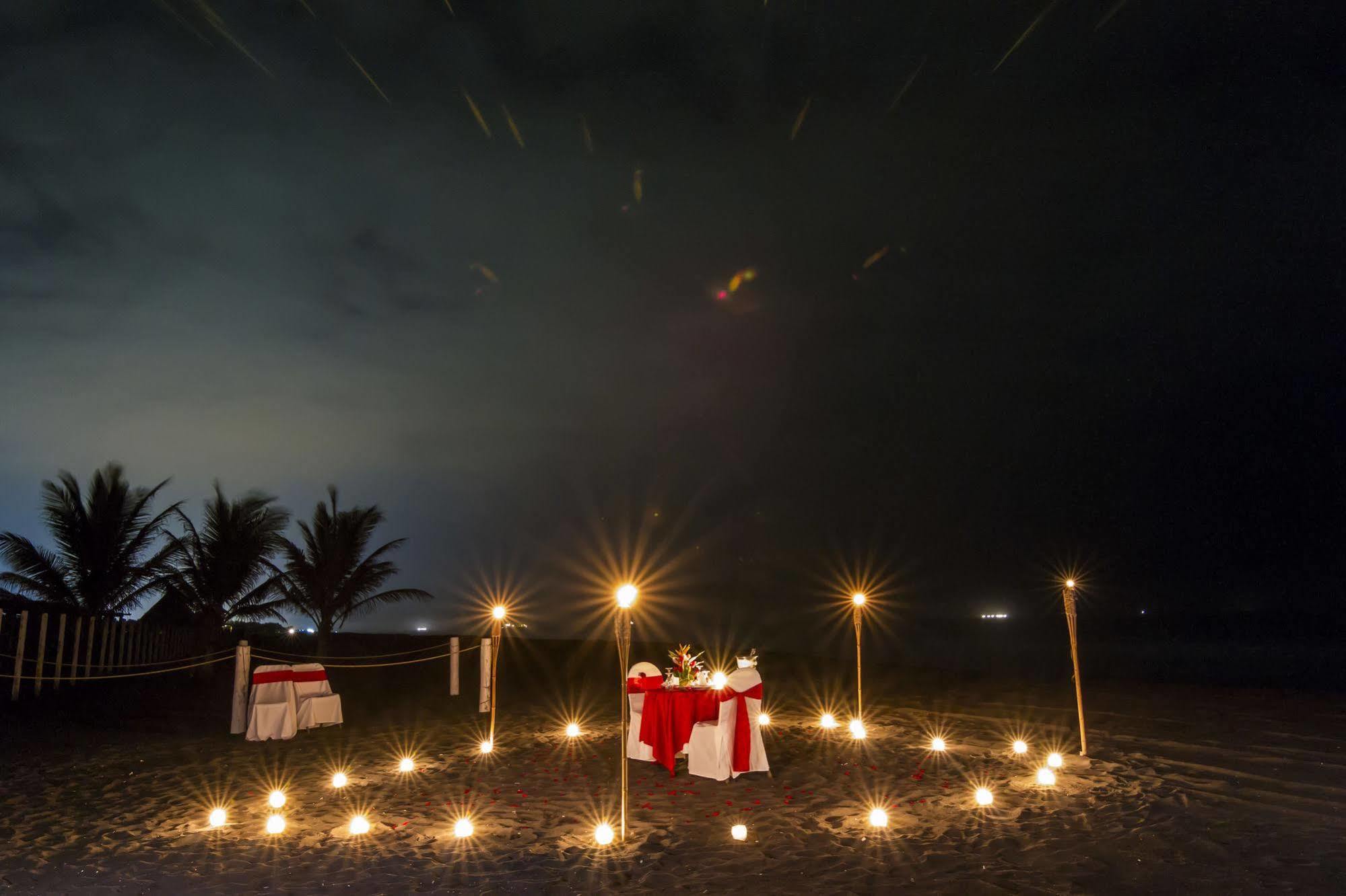 Hotel Soleil Pacifico Chulamar エクステリア 写真